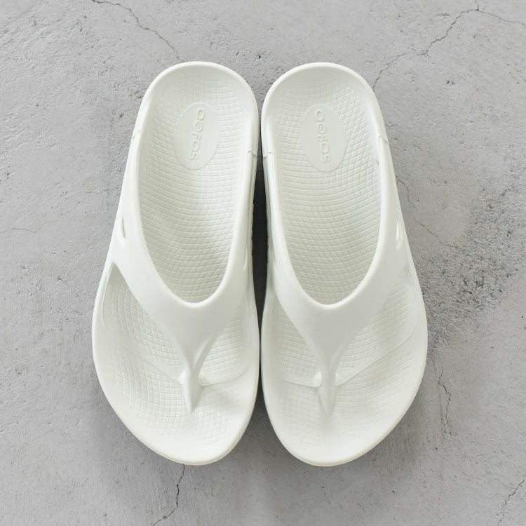 OOFOS(ウーフォス)/リカバリーサンダル