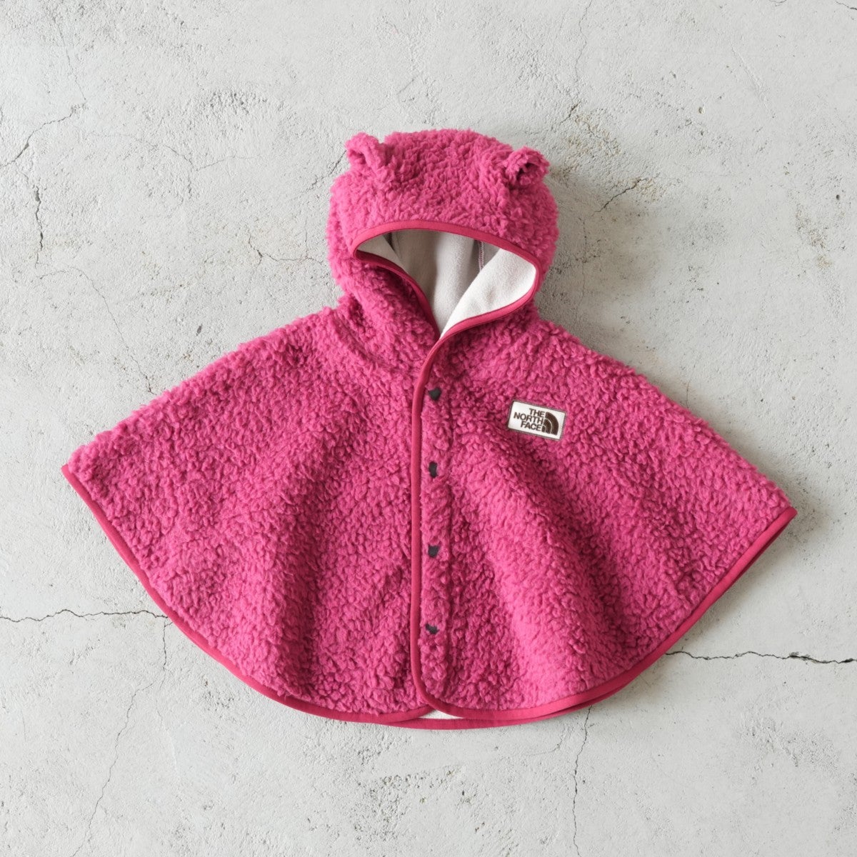 B Cuddle Fleece Poncho カドルフリースポンチョ（ベビー）