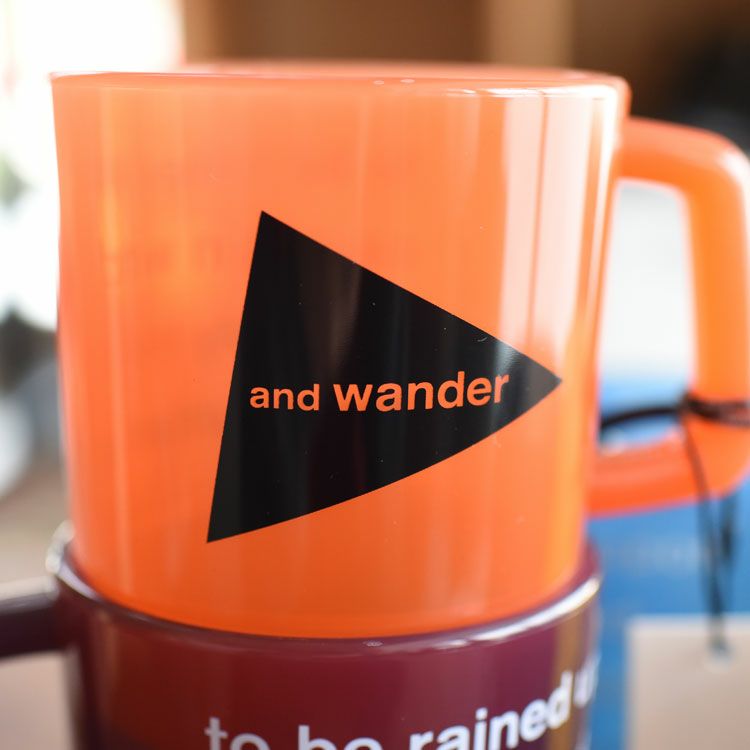 and wander logo PP mug ロゴマグ/and wander（アンドワンダー） | BINGOYA