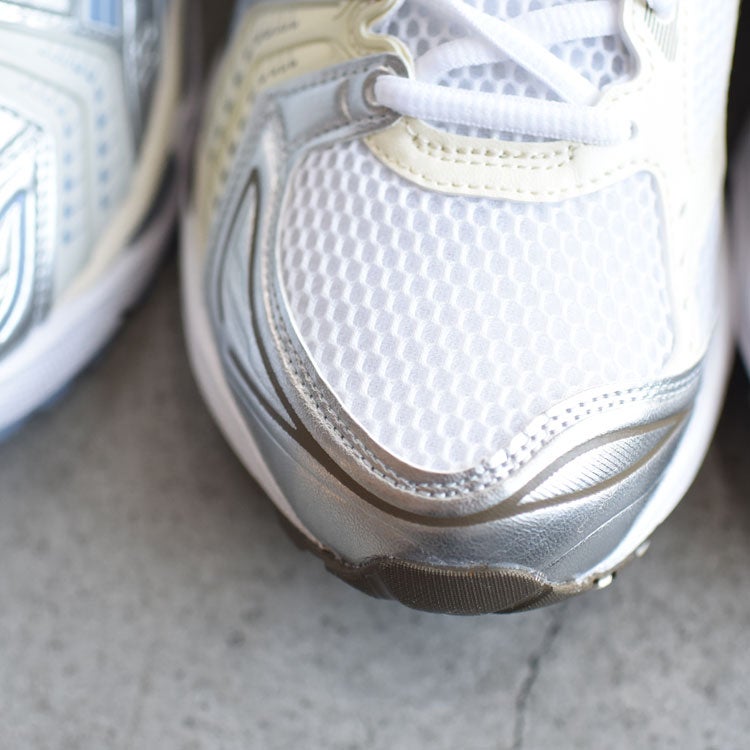 GEL-KAYANO 14 ゲルカヤノ14