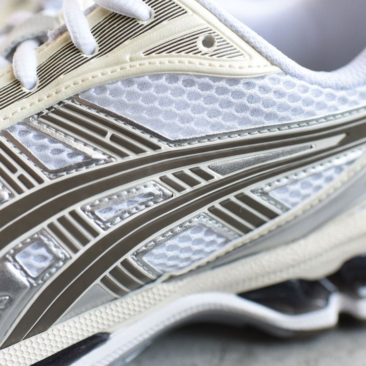 GEL-KAYANO 14 ゲルカヤノ14