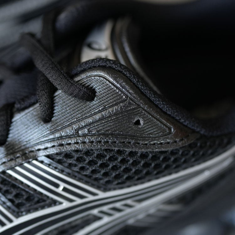 GEL-KAYANO 14 ゲルカヤノ14