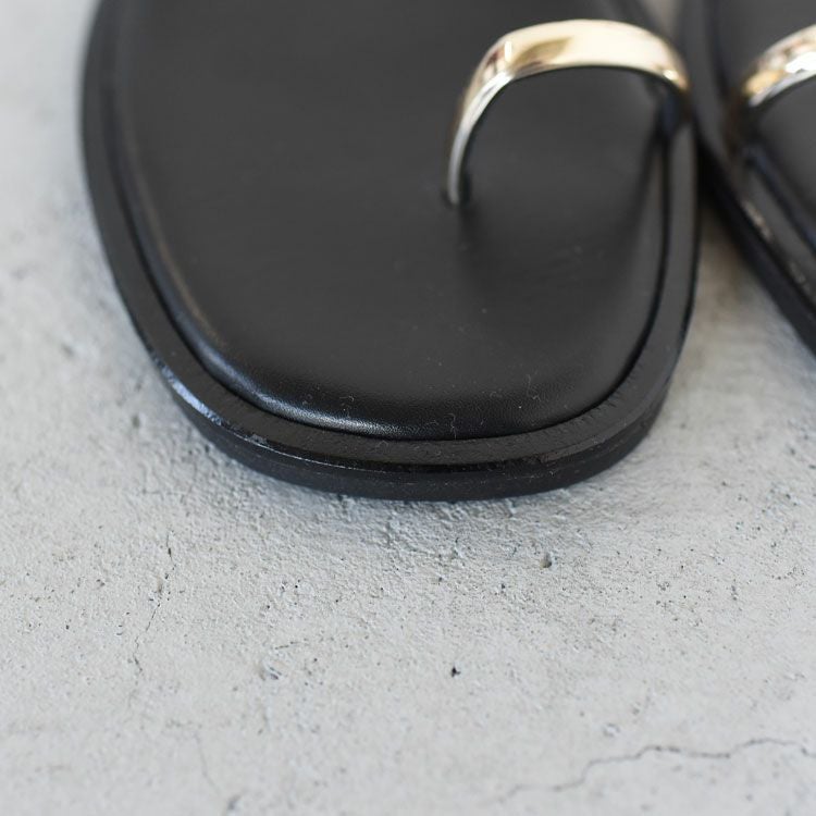 フィンガーフックフラットサンダル（スムースレザー）