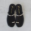 フィンガーフックフラットサンダル（スムースレザー）