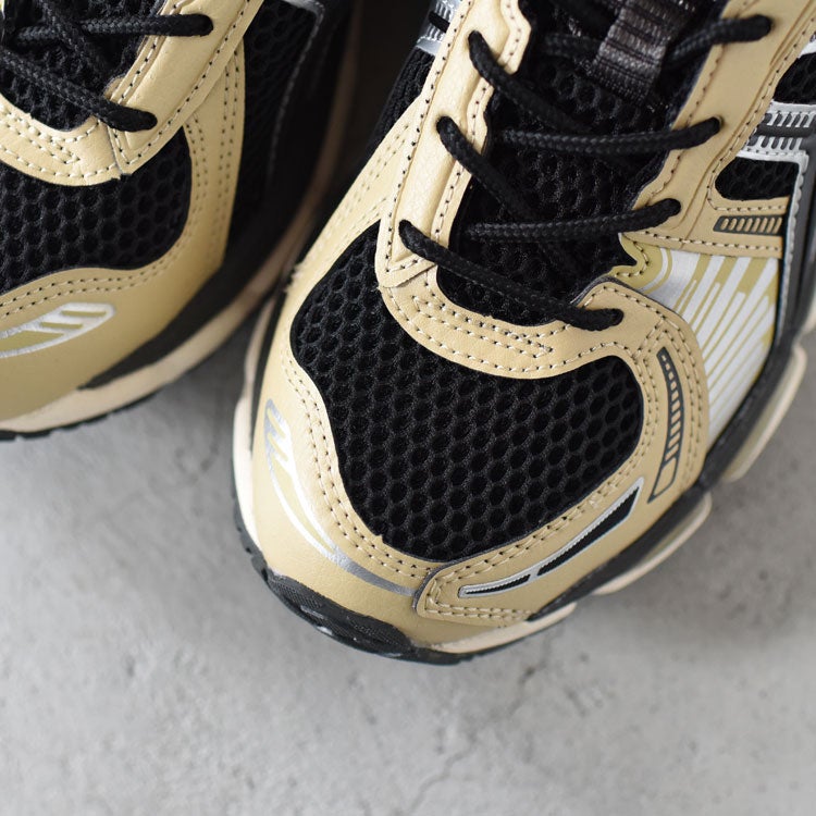 GEL-KAYANO 12.1 ゲルカヤノ