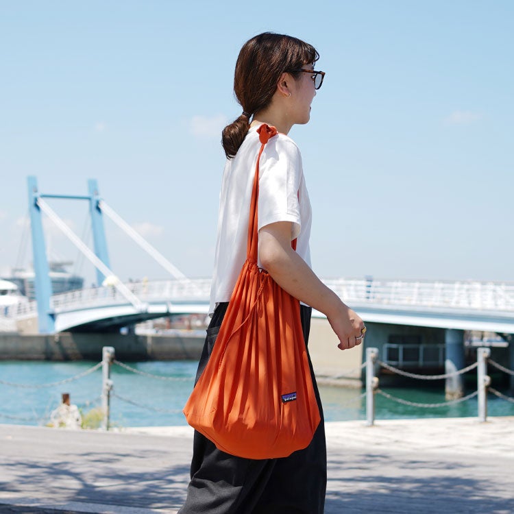 コットン トンプキンス ジャージー クロップド クルーネック 半袖 Tシャツ