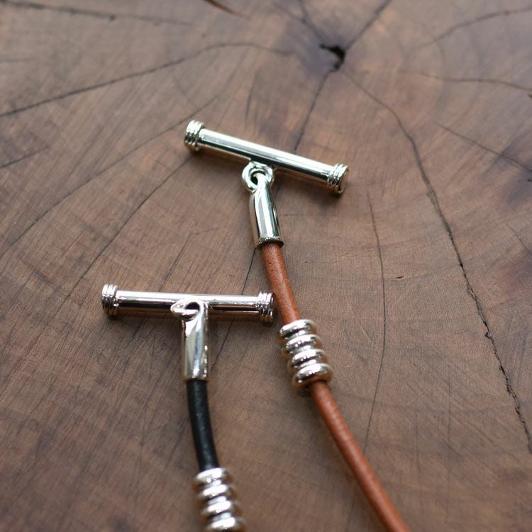 Toggle Double Leather Bracelet