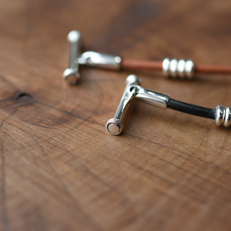 Toggle Double Leather Bracelet