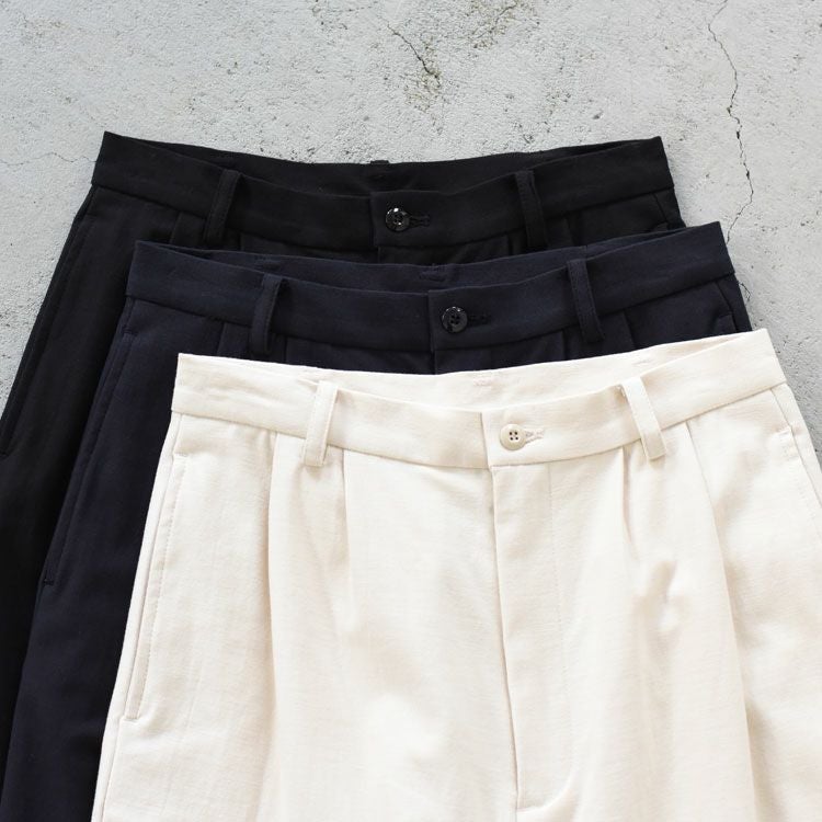 back satin two-tuck pants バックサテンツータックパンツ