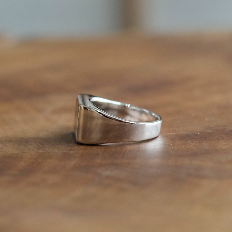 Signet with Gold Flower Ring