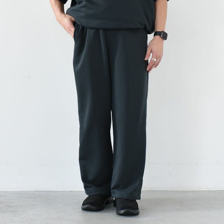 TECH SWEAT PANTS テックスウェットパンツ
