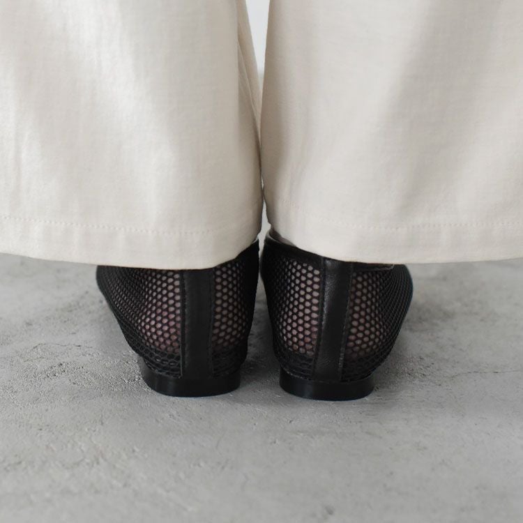 メッシュフラットシューズ