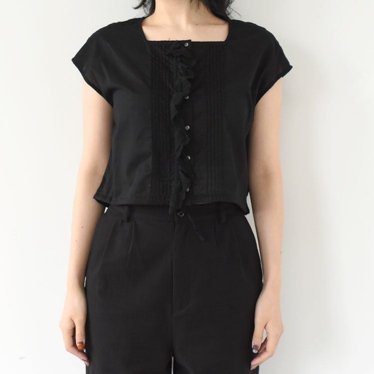 pin tuck lace vest ピンタックレースベスト