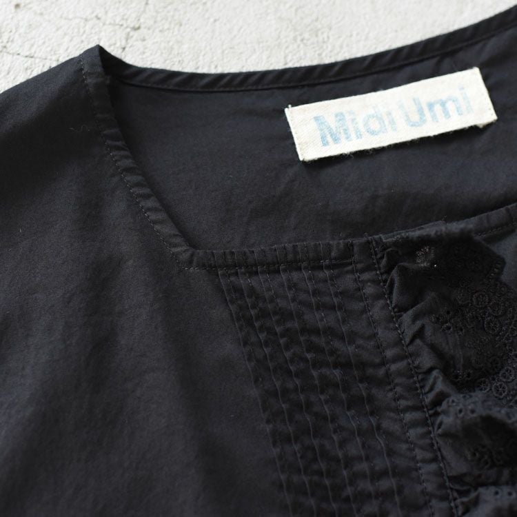 pin tuck lace vest ピンタックレースベスト