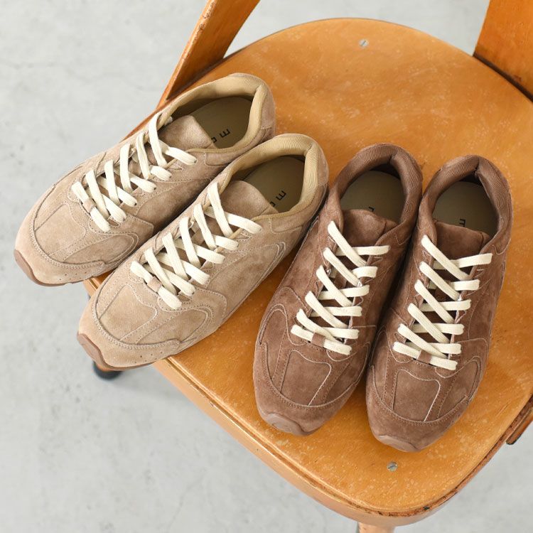 スウェードスニーカー