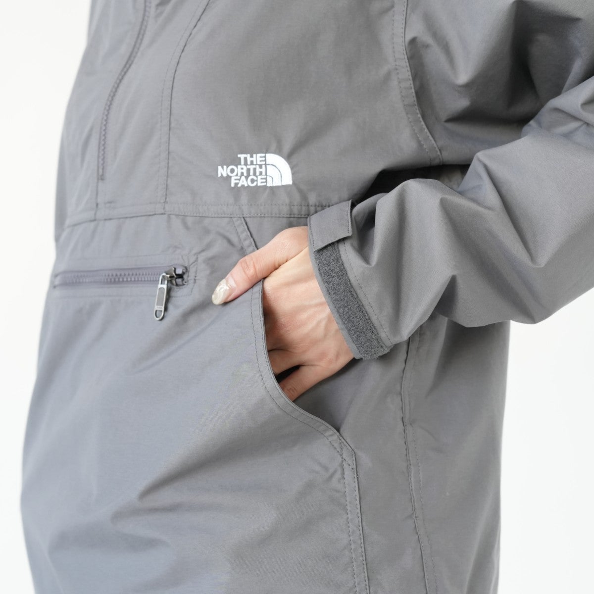 Compact Anorak コンパクトアノラック（レディース）