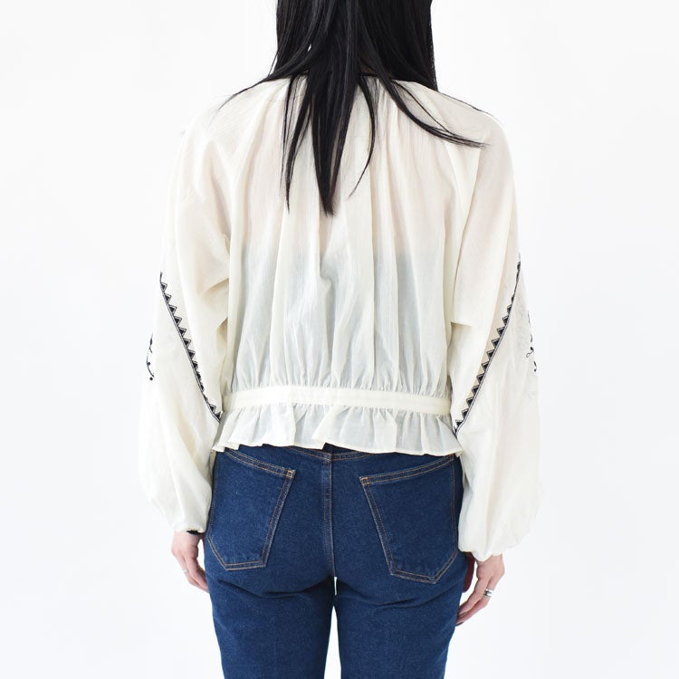 EMBROIDERED BLOUSE　エンブロイダリーブラウス