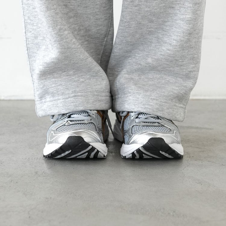 GEL-KAYANO 14　ゲルカヤノ