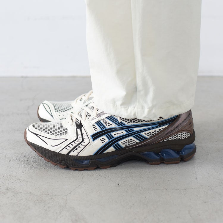 GEL-KAYANO 14　ゲルカヤノ