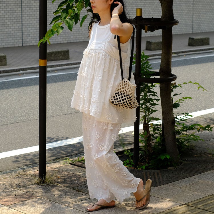 sheer cotton 3D embroidery easy pants シアーコットン3Dエンブロイダリーイージーパンツ
