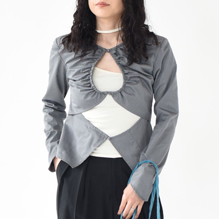 unique feminine blouse ユニークフェミニンブラウス