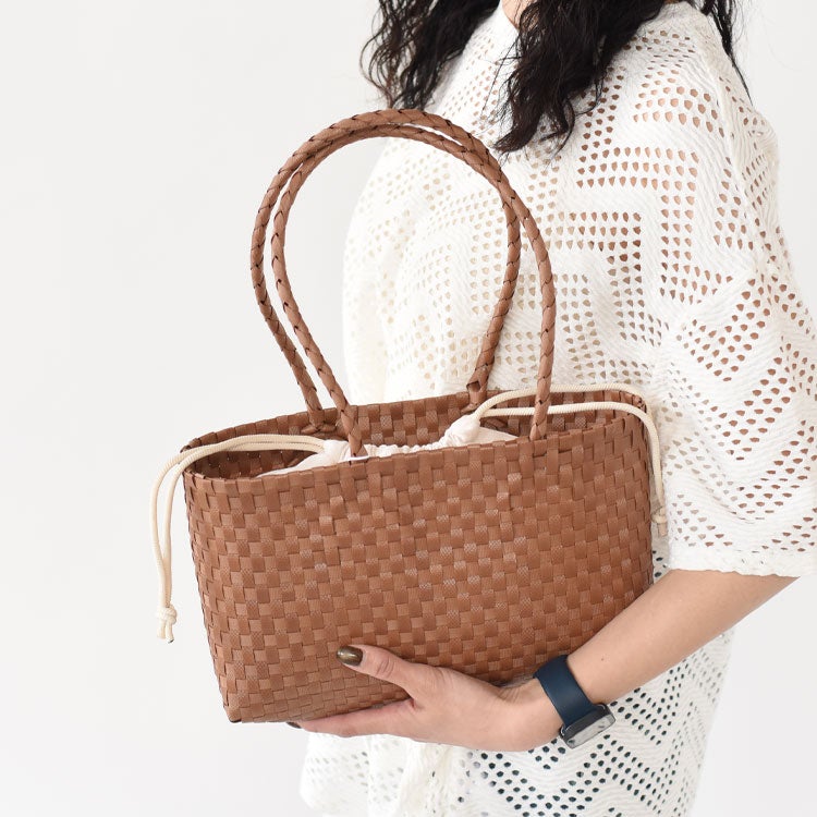 NGANG【LONG HAND】