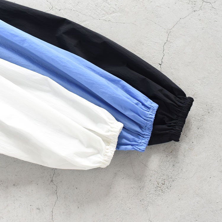 NYLON SHORT BLOUSON　ナイロンショートブルゾン