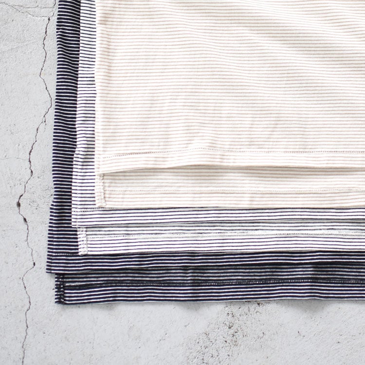 ナローボーダー　サイドスリット　クルーネック長袖Tシャツ