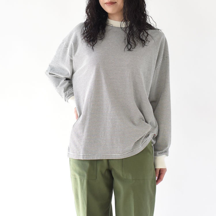 ナローボーダー　サイドスリット　クルーネック長袖Tシャツ