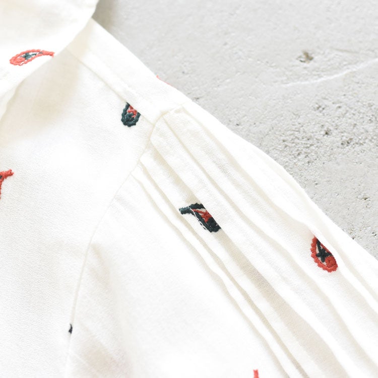 PAISLEY EMBROIDERED BLOUSE　ペイズリーエンブロイダリーブラウス