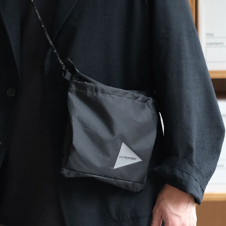 crispy rip sacoche クリスピーリップサコッシュ