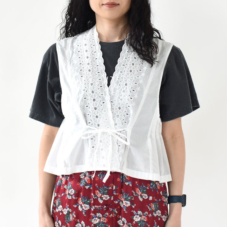 lace side tuck vest レースサイドタックベスト
