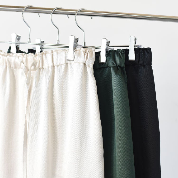 SATIN SLIT PANTS サテンスリットパンツ