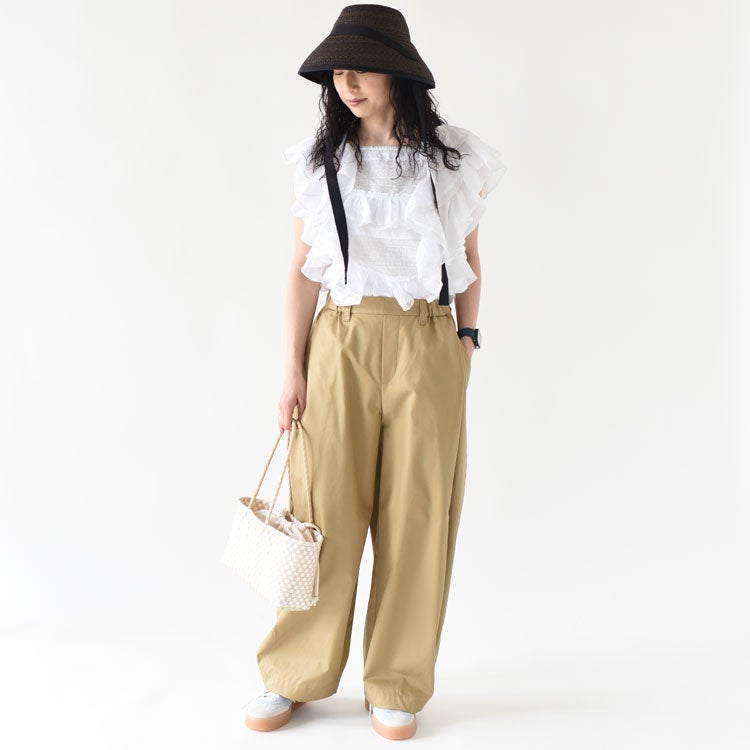 frill lace nosleeve blouse フリルレースノースリーブブラウス