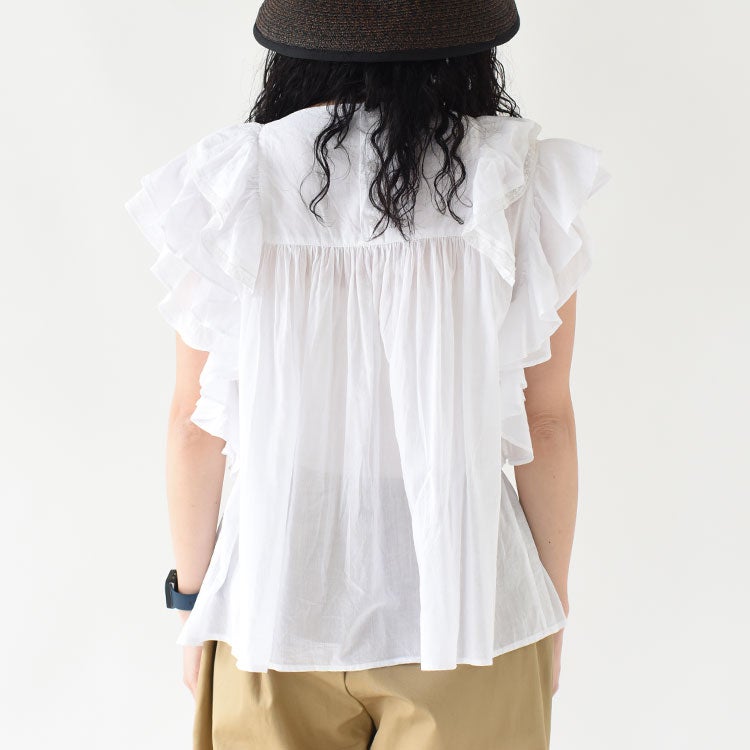 frill lace nosleeve blouse フリルレースノースリーブブラウス