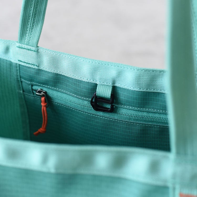 BLACK HOLE TOTE 25L ブラックホールトート