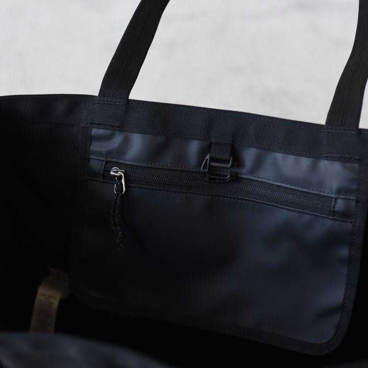 BLACK HOLE TOTE 25L ブラックホールトート