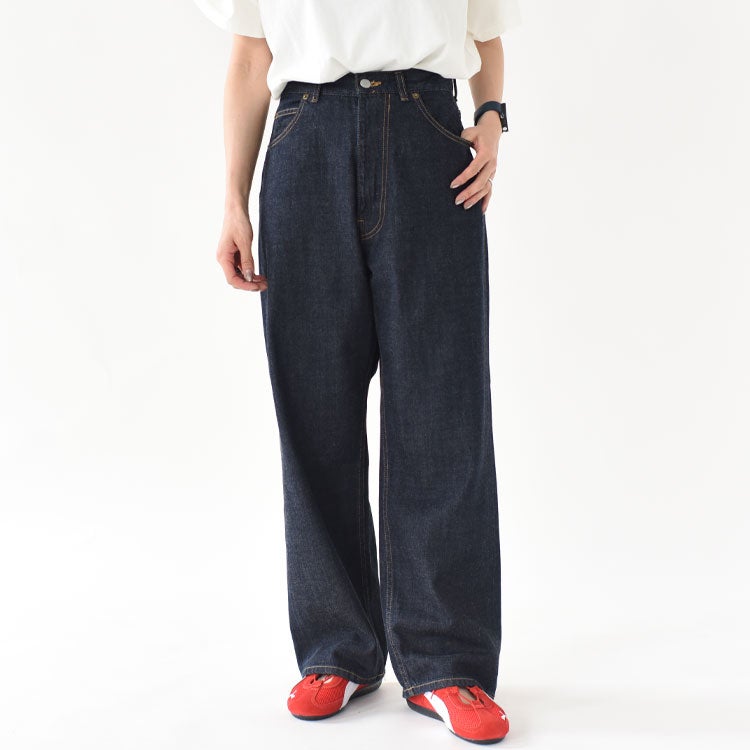 HIGH WAIST STRAIGHT DENIM ハイウエストストレートデニム