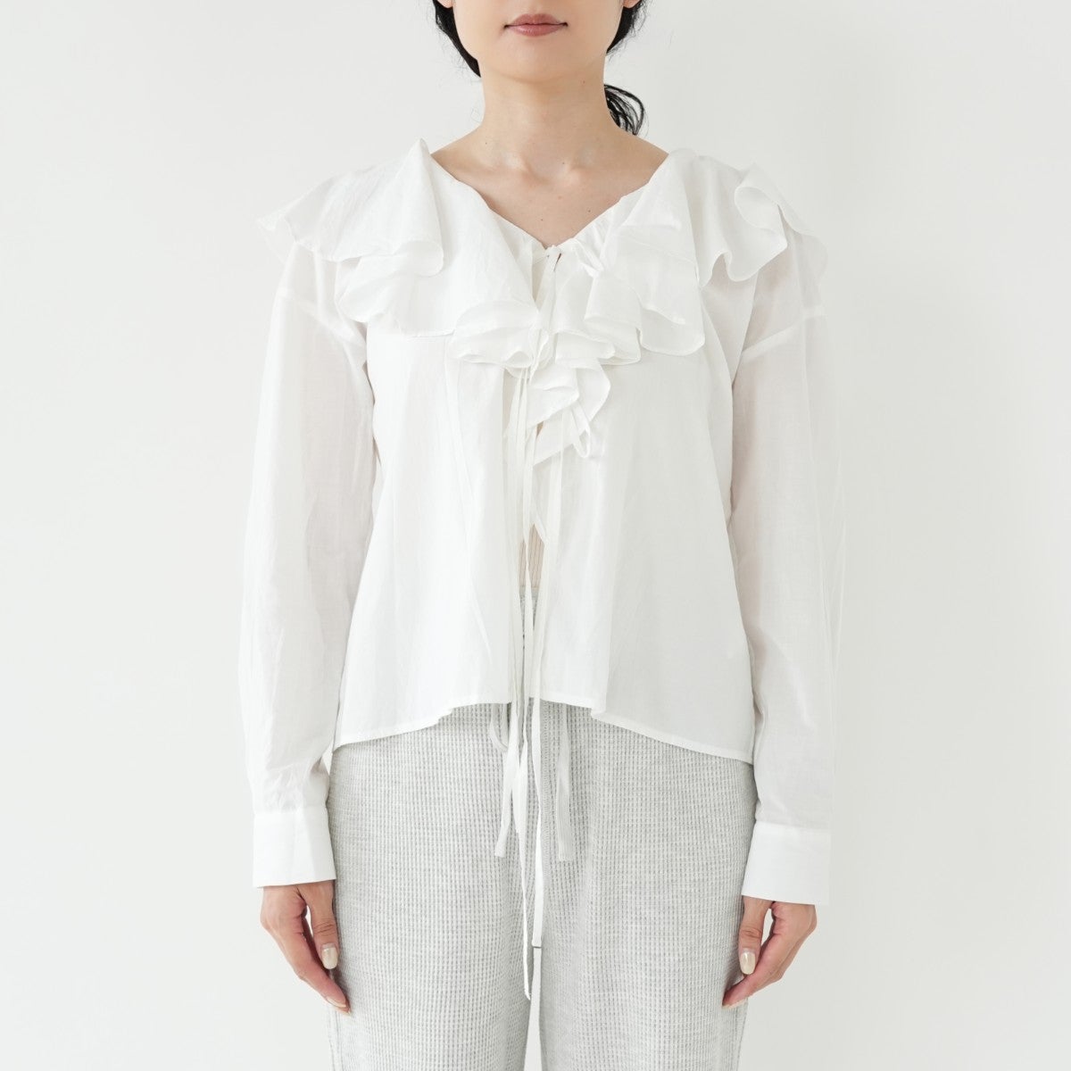 Ruffle Ribbon Blouse ラッフルリボンブラウス