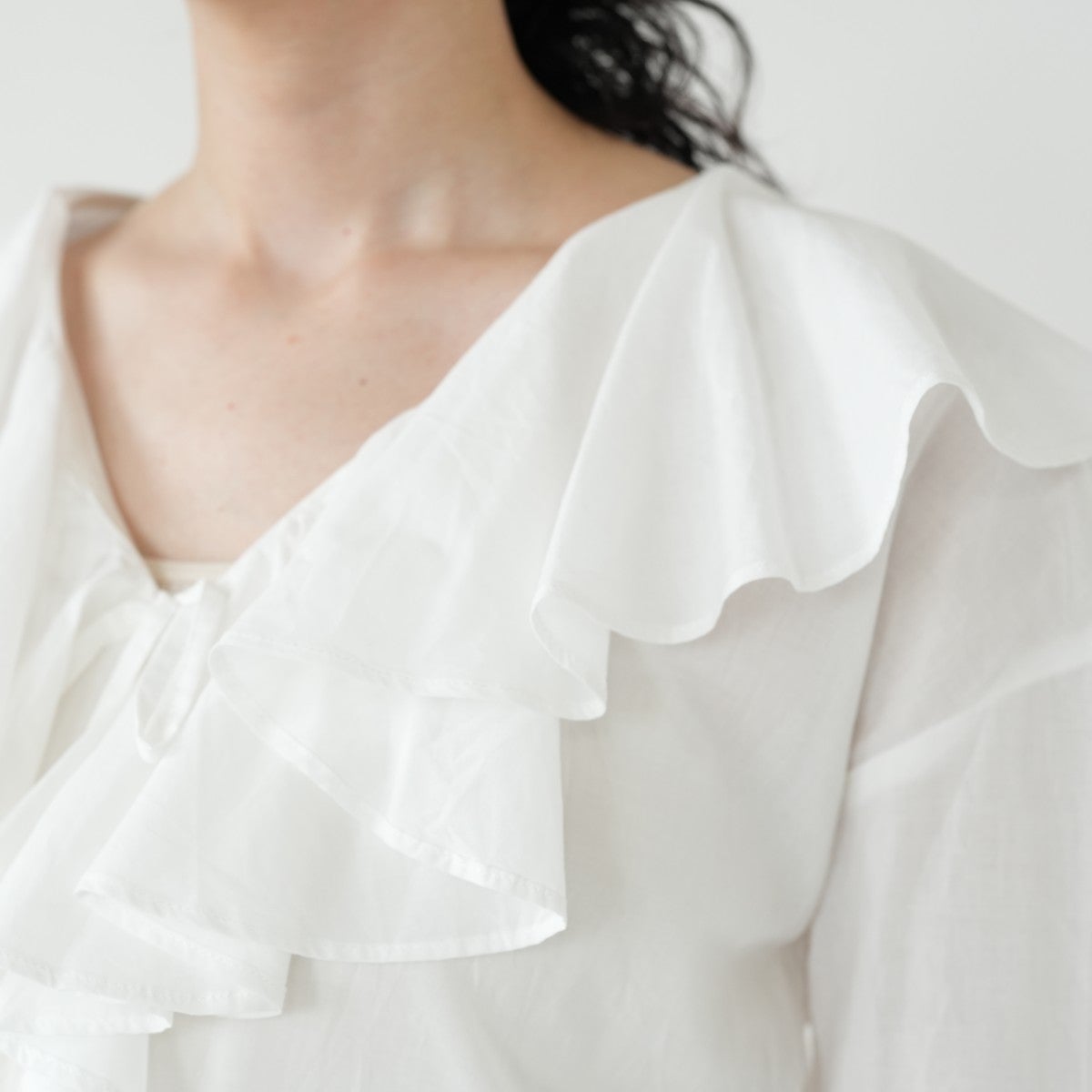 Ruffle Ribbon Blouse ラッフルリボンブラウス