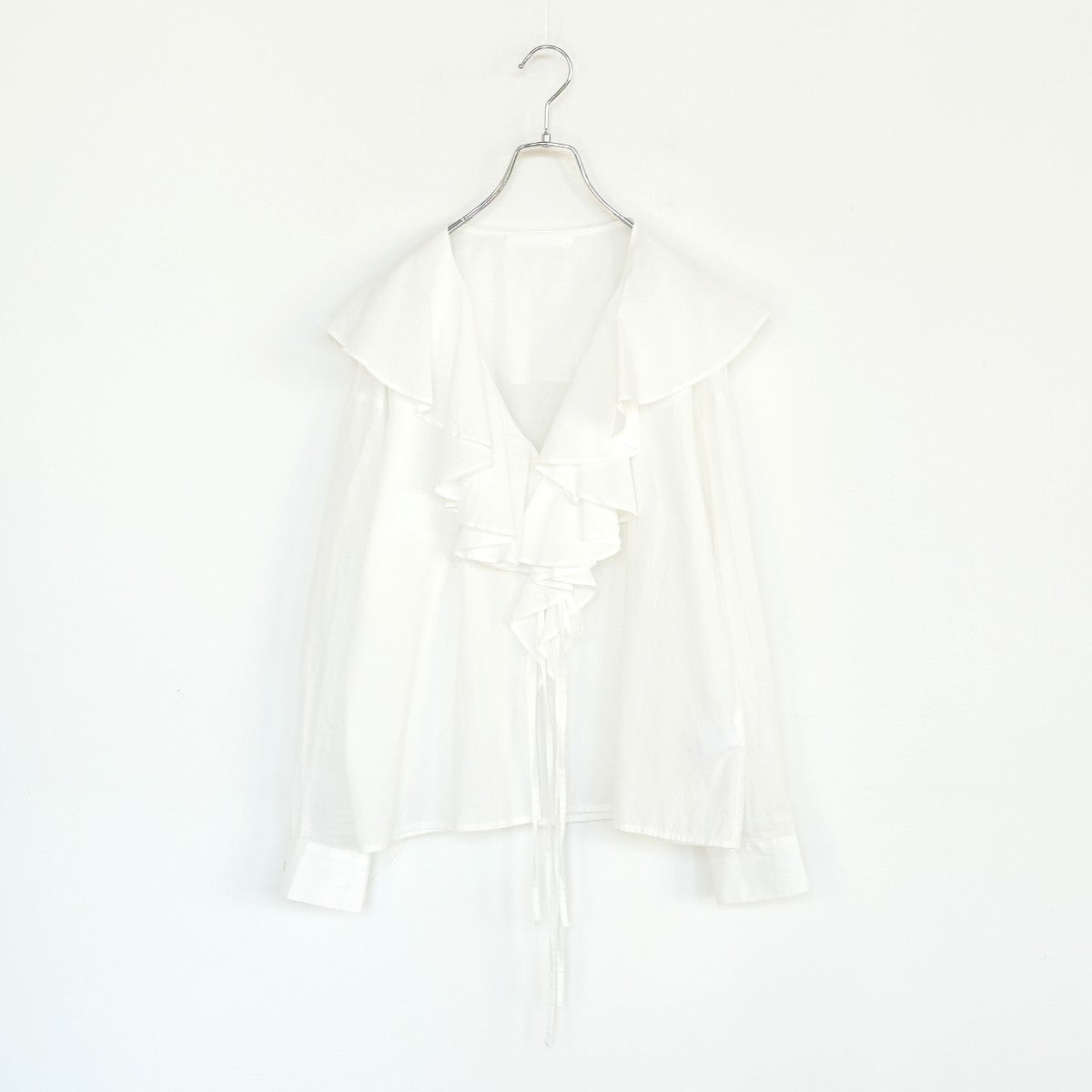 Ruffle Ribbon Blouse ラッフルリボンブラウス