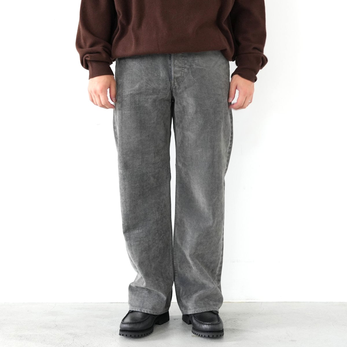 Velvet-Flocked Organic Cotton Denim Cylinder Fit Jeans フロッキーオーガニックデニム シリンダーフィットジーンズ