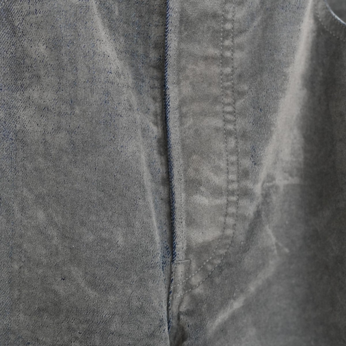 Velvet-Flocked Organic Cotton Denim Cylinder Fit Jeans フロッキーオーガニックデニム シリンダーフィットジーンズ