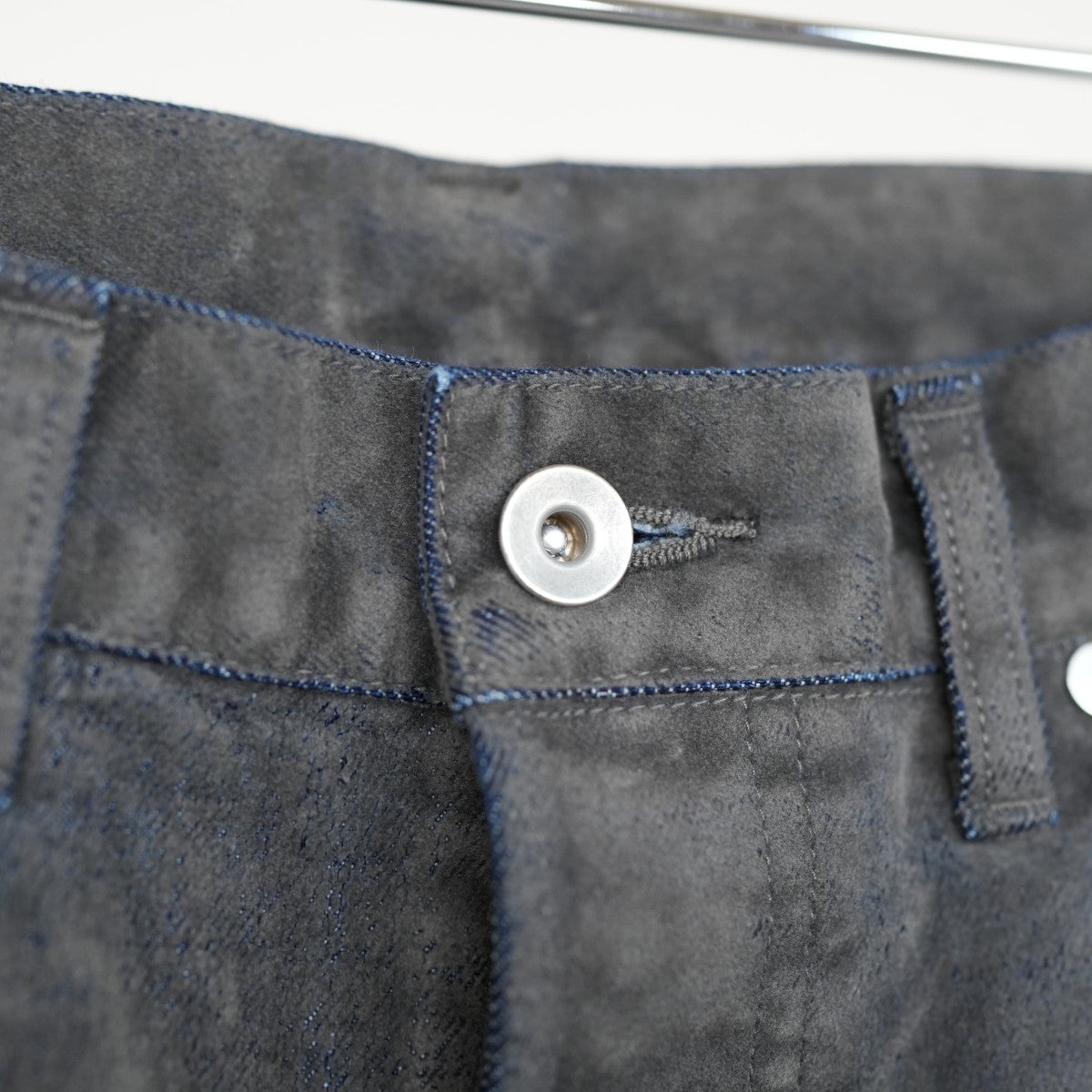 Velvet-Flocked Organic Cotton Denim Cylinder Fit Jeans フロッキーオーガニックデニム シリンダーフィットジーンズ