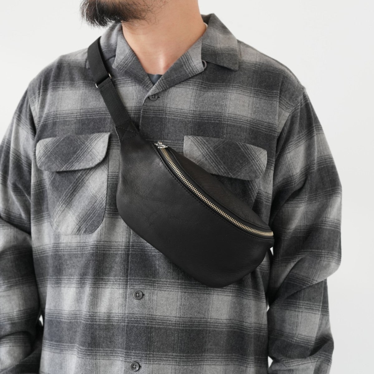 SMALL BODY BAG スモールボディバッグ