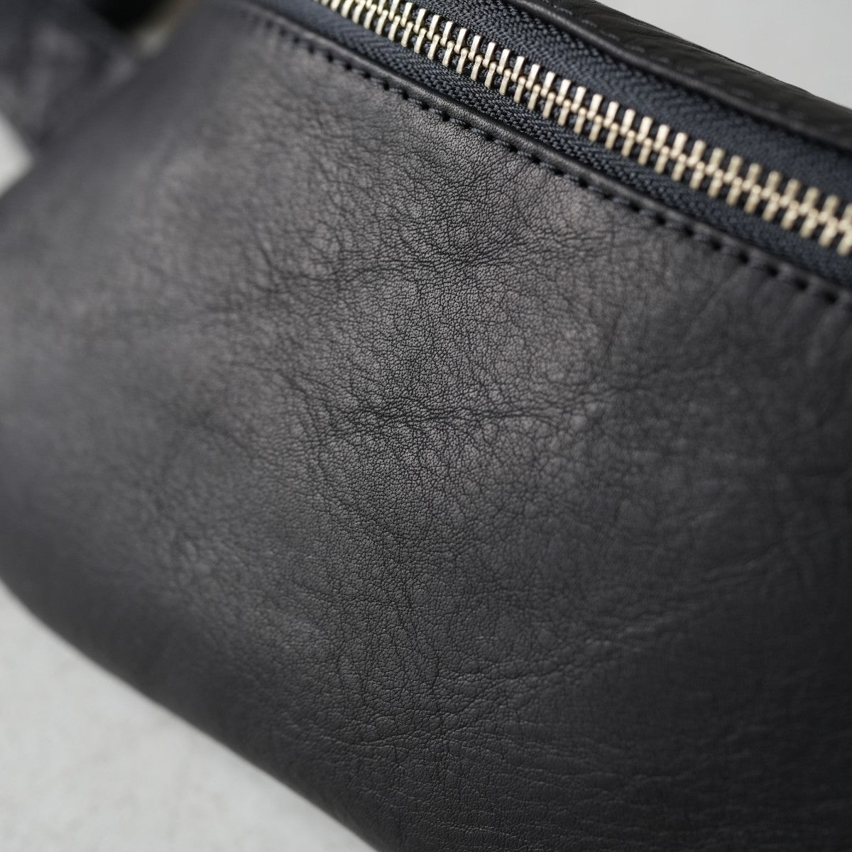 SMALL BODY BAG スモールボディバッグ
