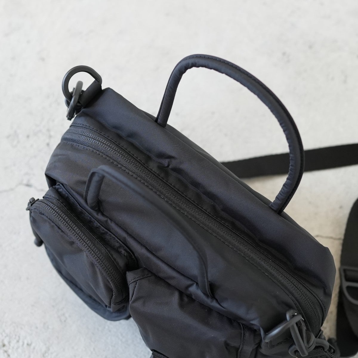 MULTI POCKET 2WAY BAG マルチポケット 2ウェイバッグ