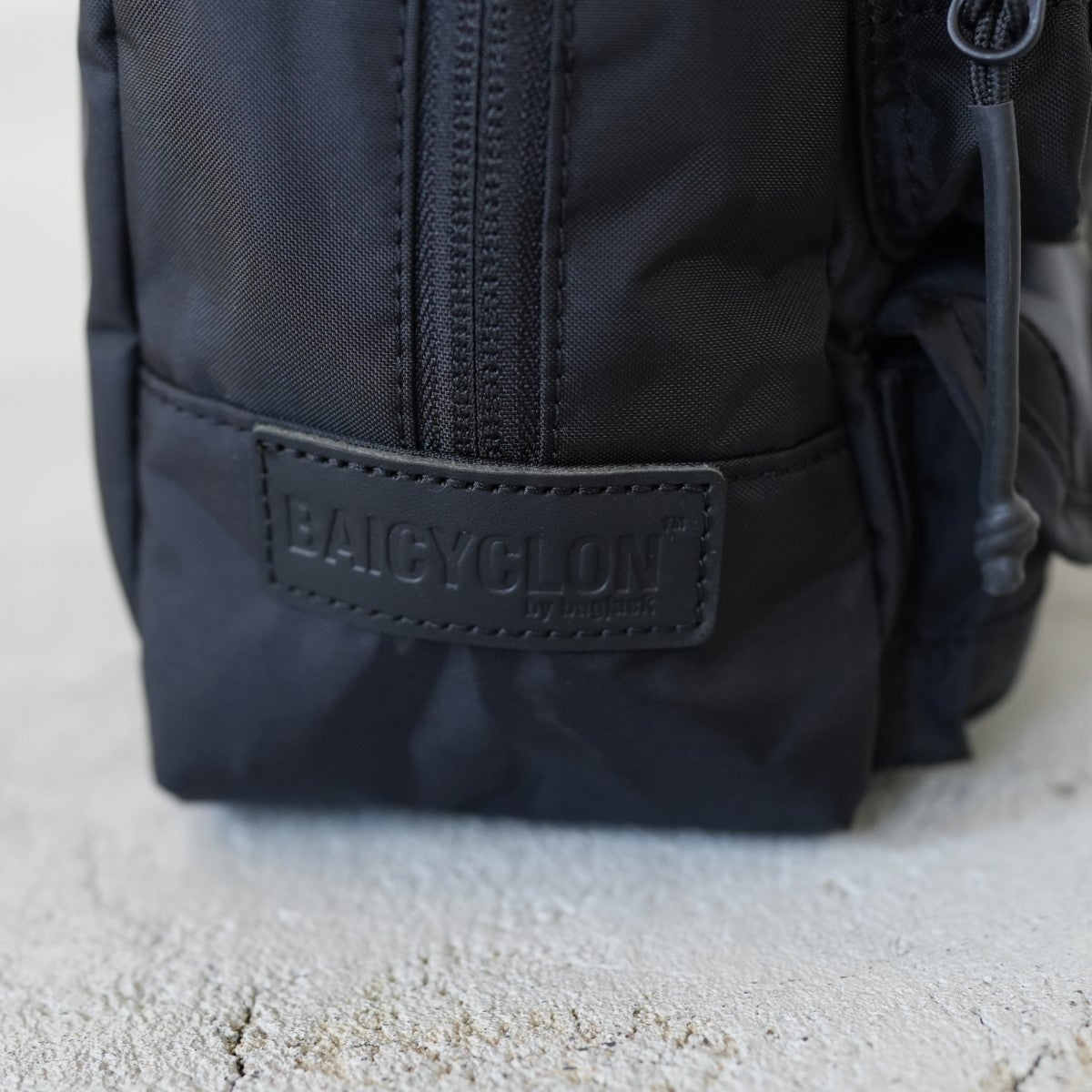 MULTI POCKET 2WAY BAG マルチポケット 2ウェイバッグ