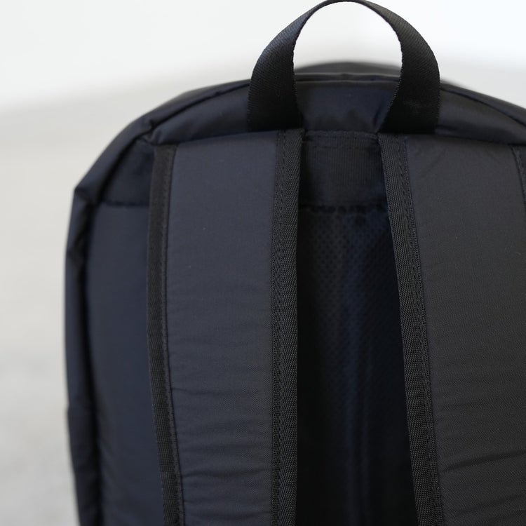 BACKPACK バックパック