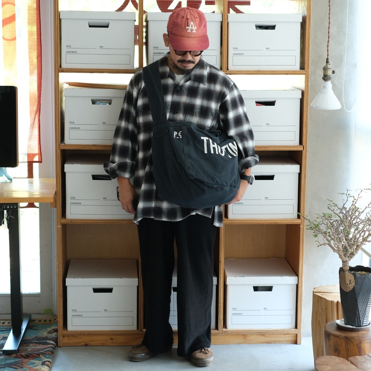 NEWSPAPER BAG ニュースペーパーバッグ